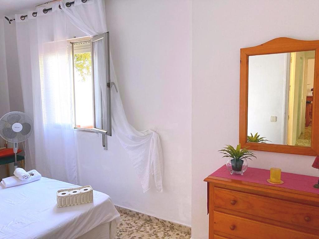 Practico Apartamento A 5 Min Andando De Gibraltar Y El Centro, Frente Al Mar La Línea de la Concepción Eksteriør bilde
